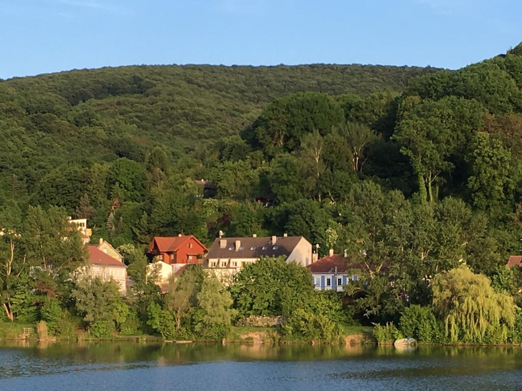 Alte Post Greifenstein Apartment Exterior photo